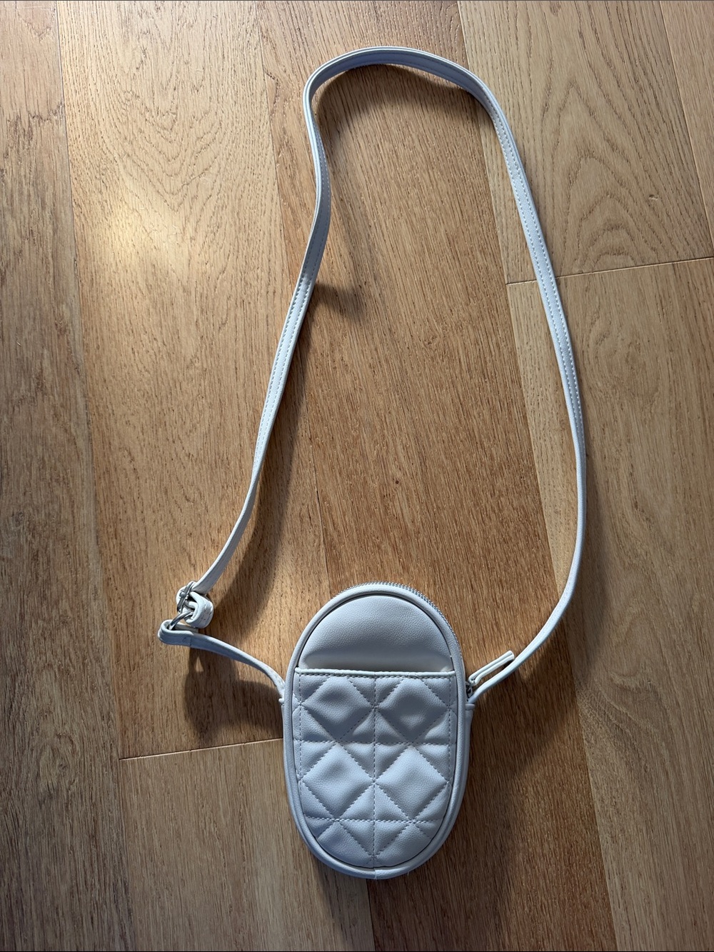Primark White Quilted Oval Crossbody Shoulder Bag